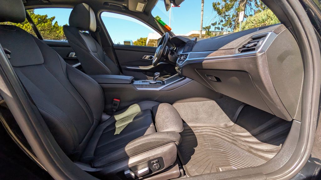 Used 2020 BMW 3 Series 330i xDrive 4D Sedan