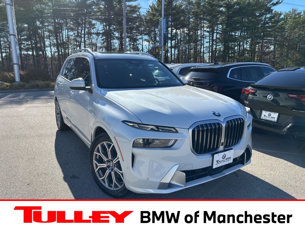 2025 BMW X7 xDrive40i AWD
