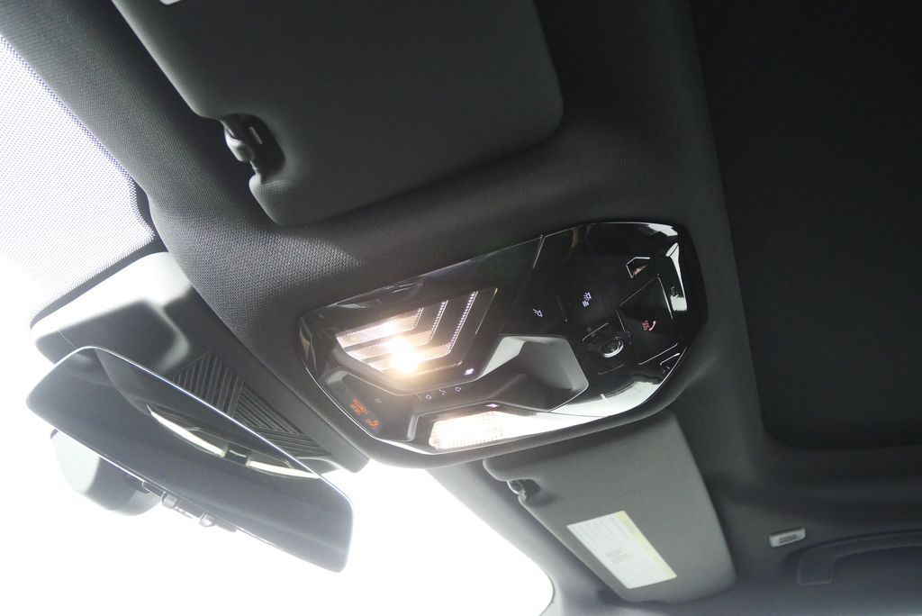 Thumbnail: 2026 BMW 5 Series - 20