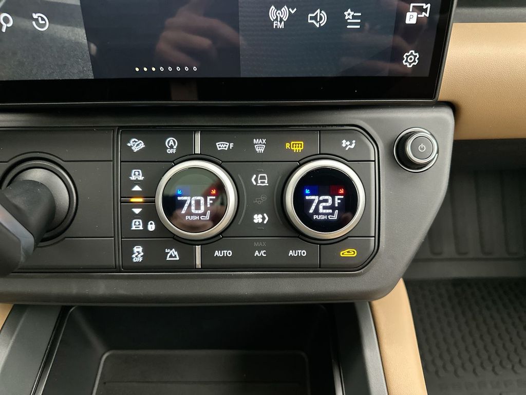 Thumbnail: 2026 Land Rover Defender - 13