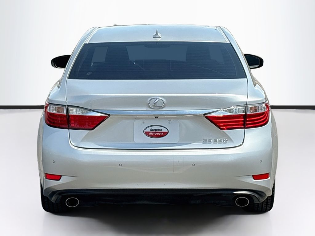Thumbnail: 2014 Lexus ES - 6