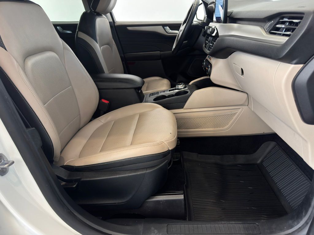 2021 Ford Escape SEL White at Toyota of Victoria