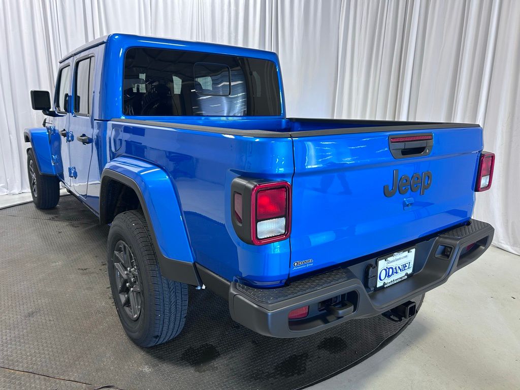 new 2026 Jeep Gladiator car, priced at $49,170