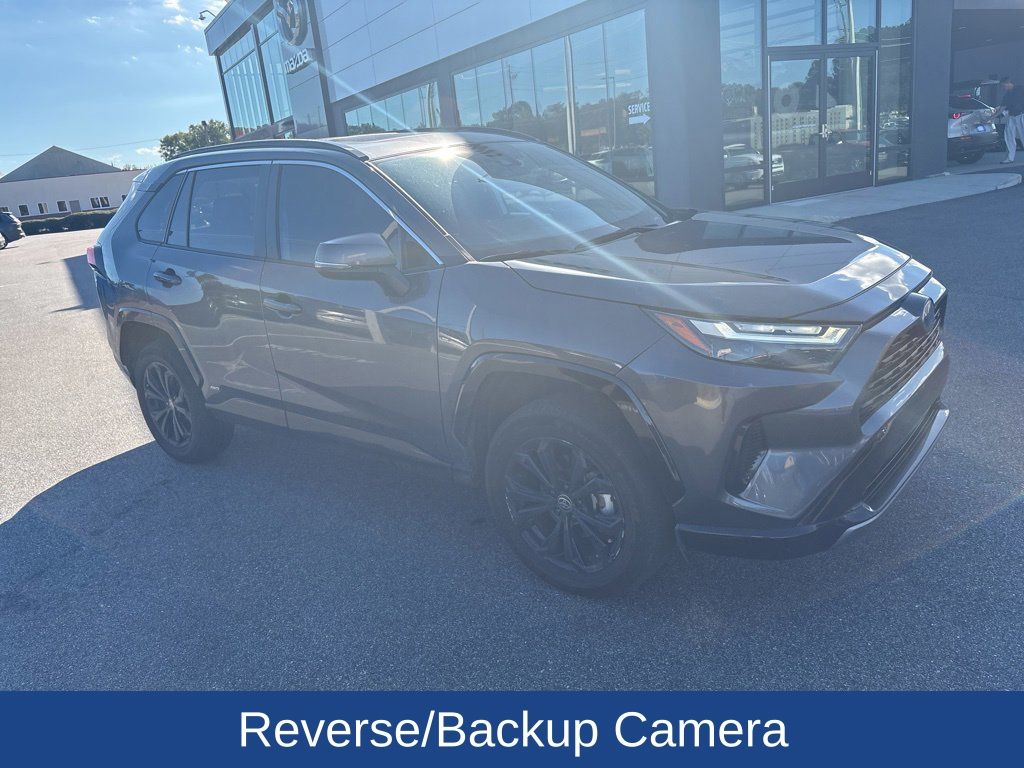 2023 Toyota RAV4 Hybrid SE