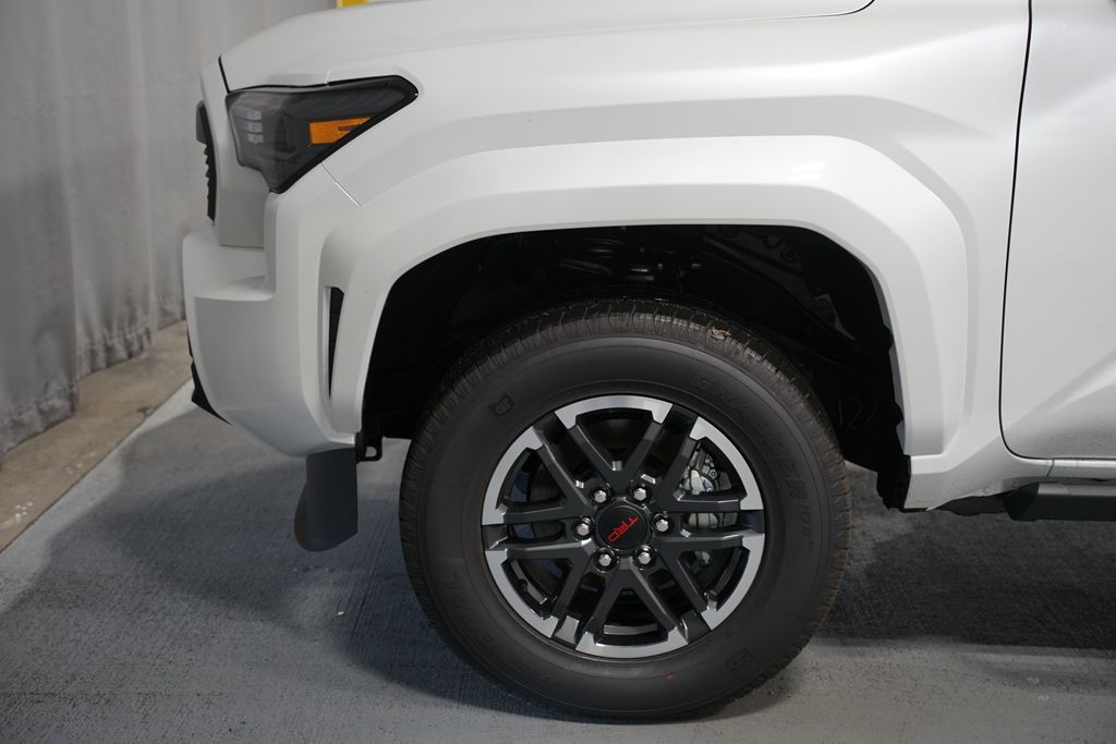 Thumbnail: 2025 Toyota Tacoma - 5