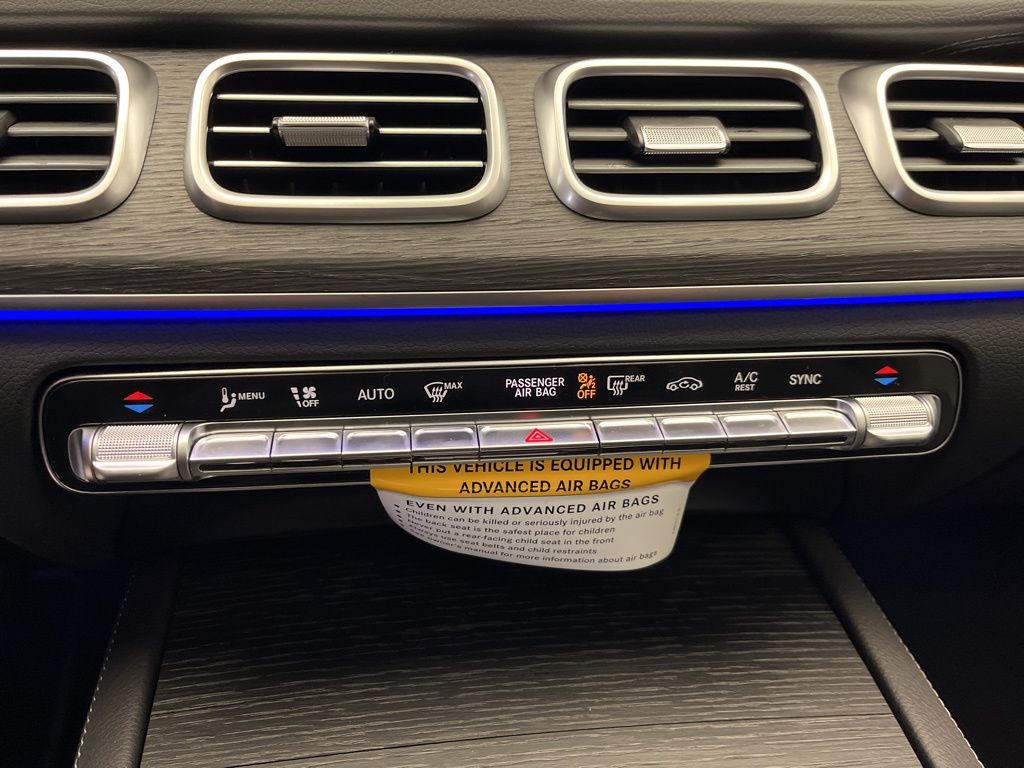 Thumbnail: 2026 Mercedes-Benz GLE - 20