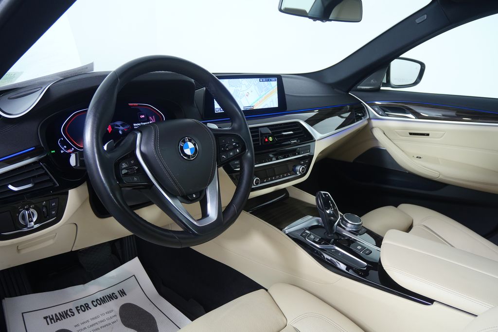 Thumbnail: 2020 BMW 5 Series - 13