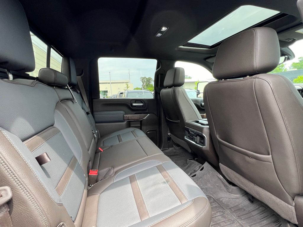 2021 GMC Sierra 2500 Denali 9