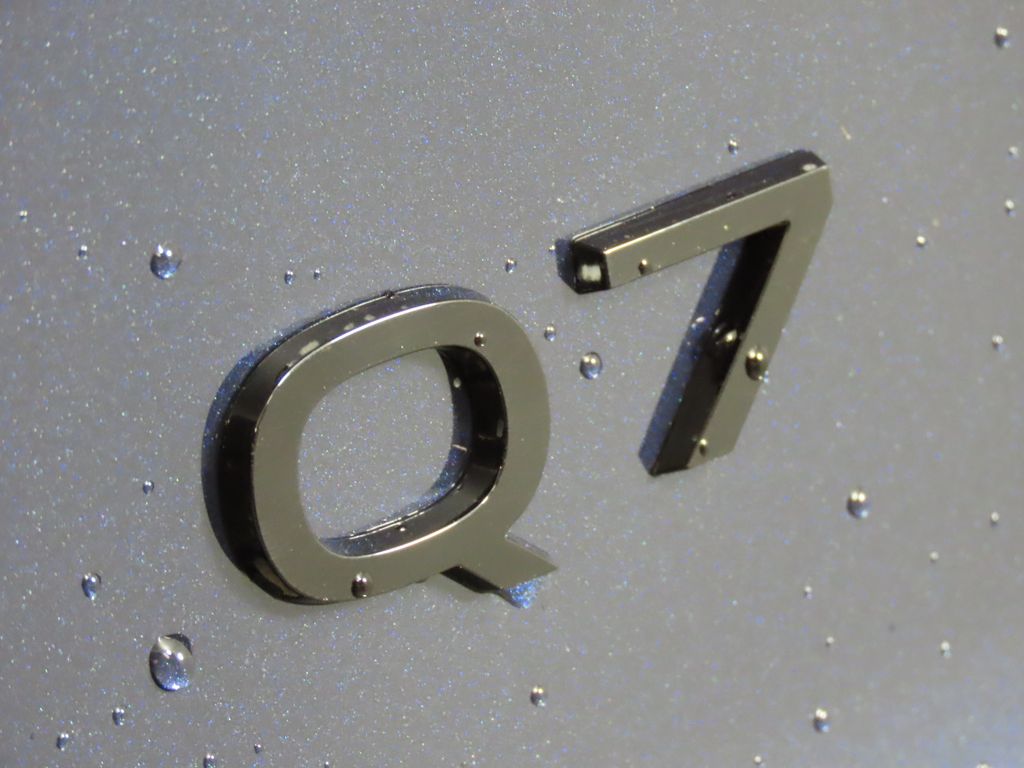 Thumbnail: 2026 Audi Q7 - 9