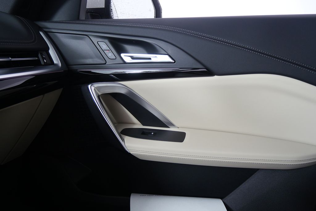 2025 BMW X1 xDrive28i 23