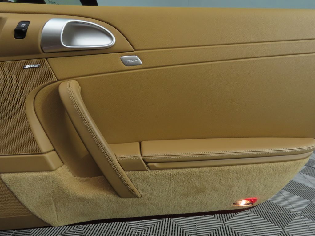 Thumbnail: 2011 Porsche 911 - 27