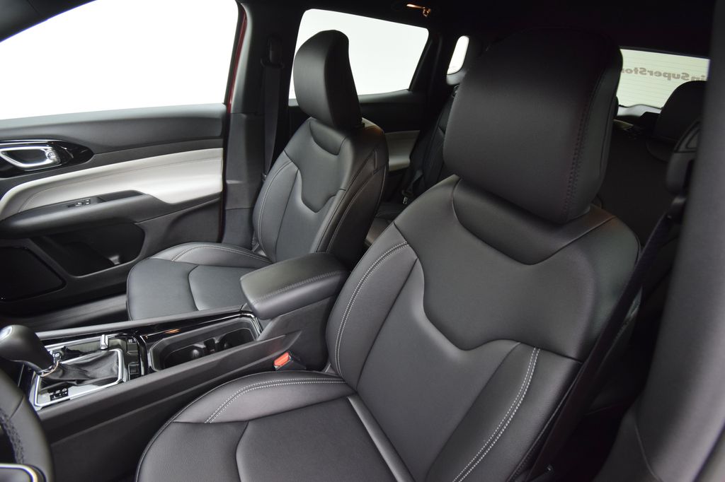 new 2026 Jeep Compass car, priced at $33,900
