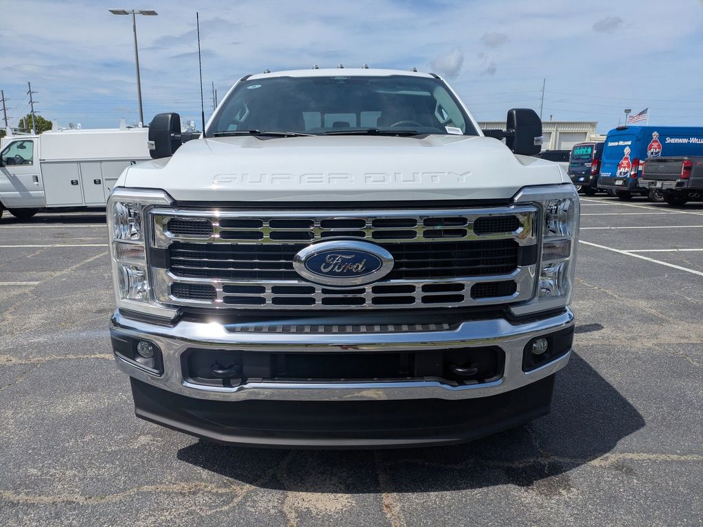 2026 Ford F-350 Chassis XL