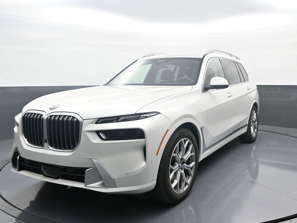 2025 BMW X7 xDrive40i AWD