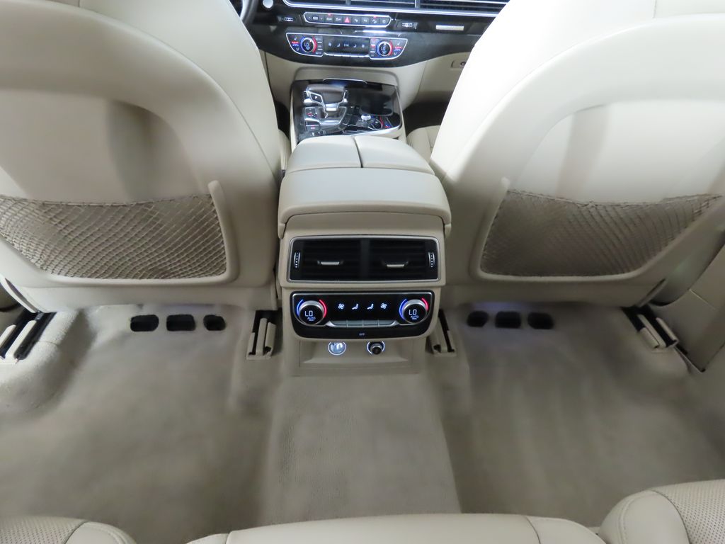 Thumbnail: 2019 Audi Q7 - 27