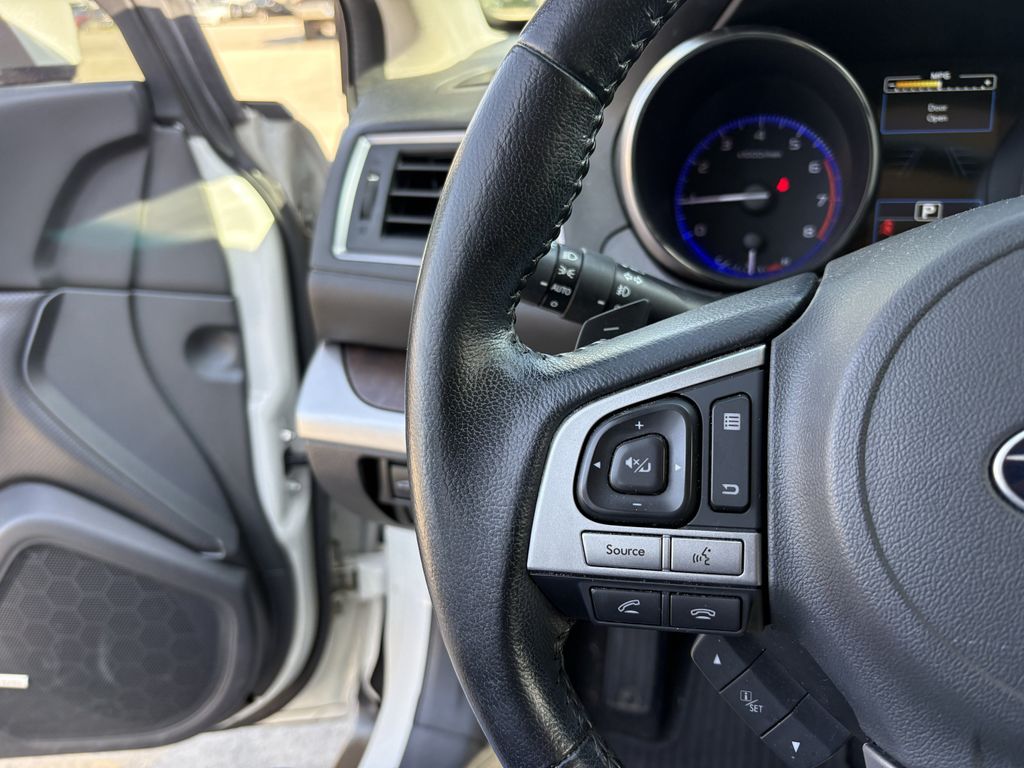 2016 Subaru Outback 2.5i White at Gullo Toyota