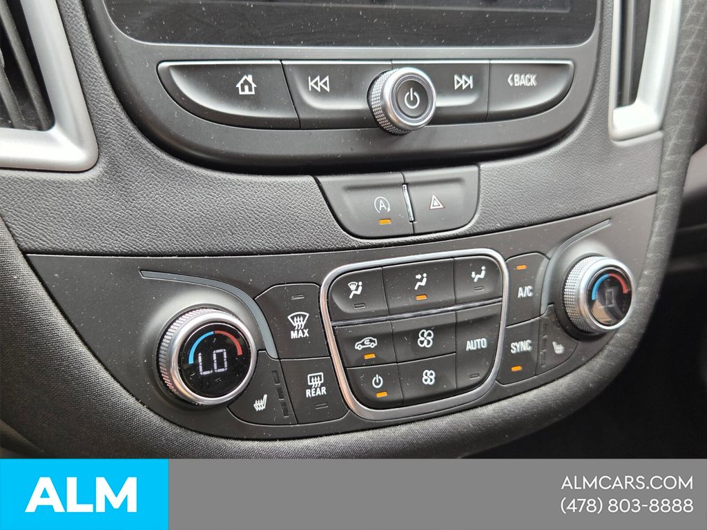 Used 2024 Gray Chevrolet LT image 21