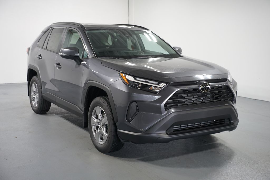 Thumbnail: 2025 Toyota RAV4 - 3
