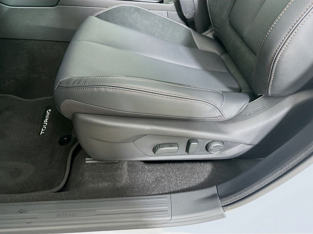 2026 Subaru Forester Touring - Photo 9