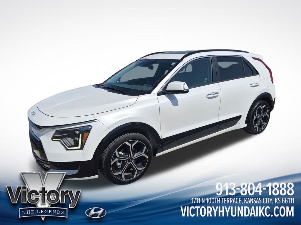 2023 Kia Niro SX Touring FWD