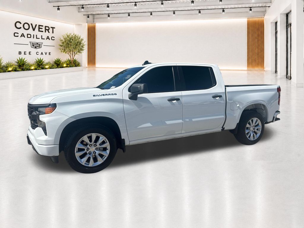 Used 2024 White Chevrolet Custom image 5