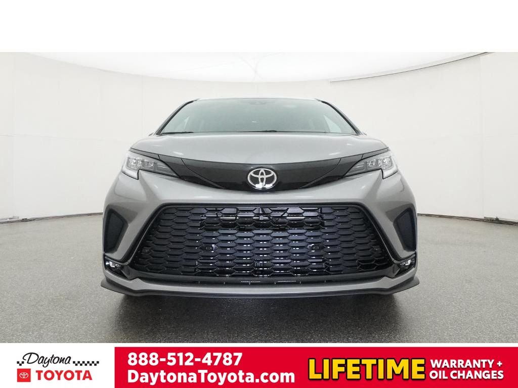 New 2026 Toyota Sienna Van