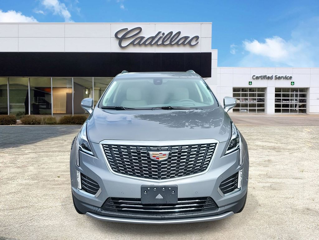 2024 Cadillac XT5 Premium Luxury 2