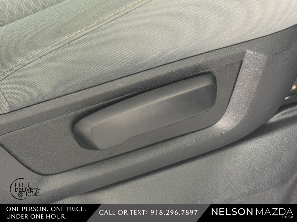 Used 2015 White Ram Tradesman image 31