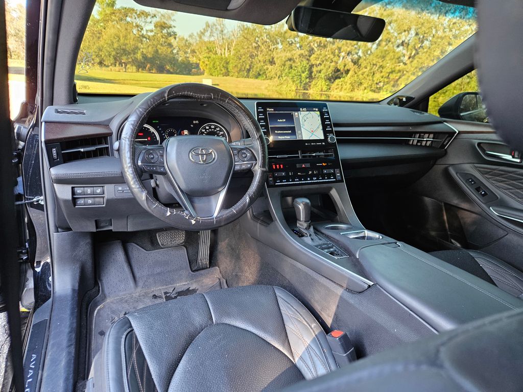 2021 Toyota Avalon Limited 12