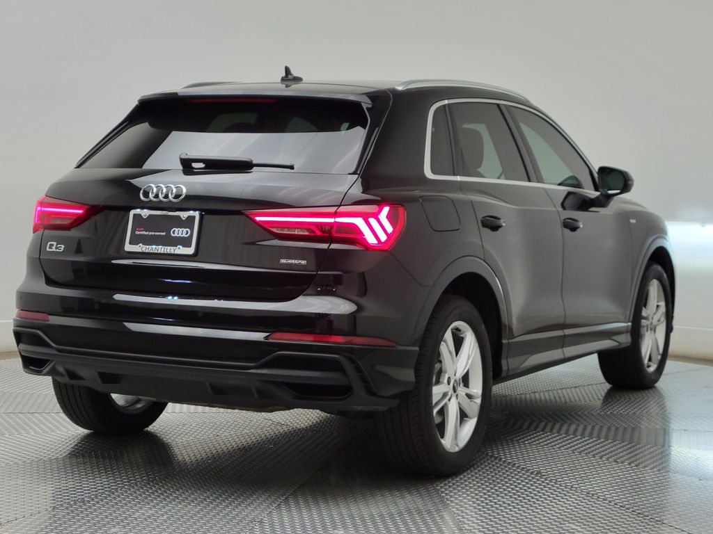 Thumbnail: 2024 Audi Q3 - 5