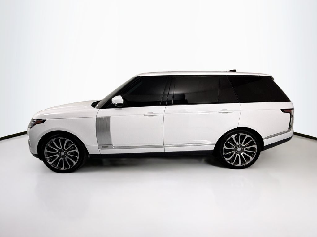 Thumbnail: 2020 Land Rover Range Rover - 8