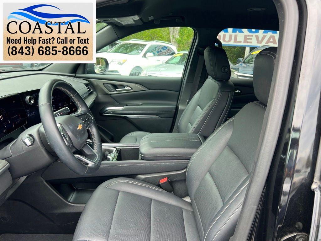2025 Chevrolet Traverse LT Black at Bob Mills Chevrolet