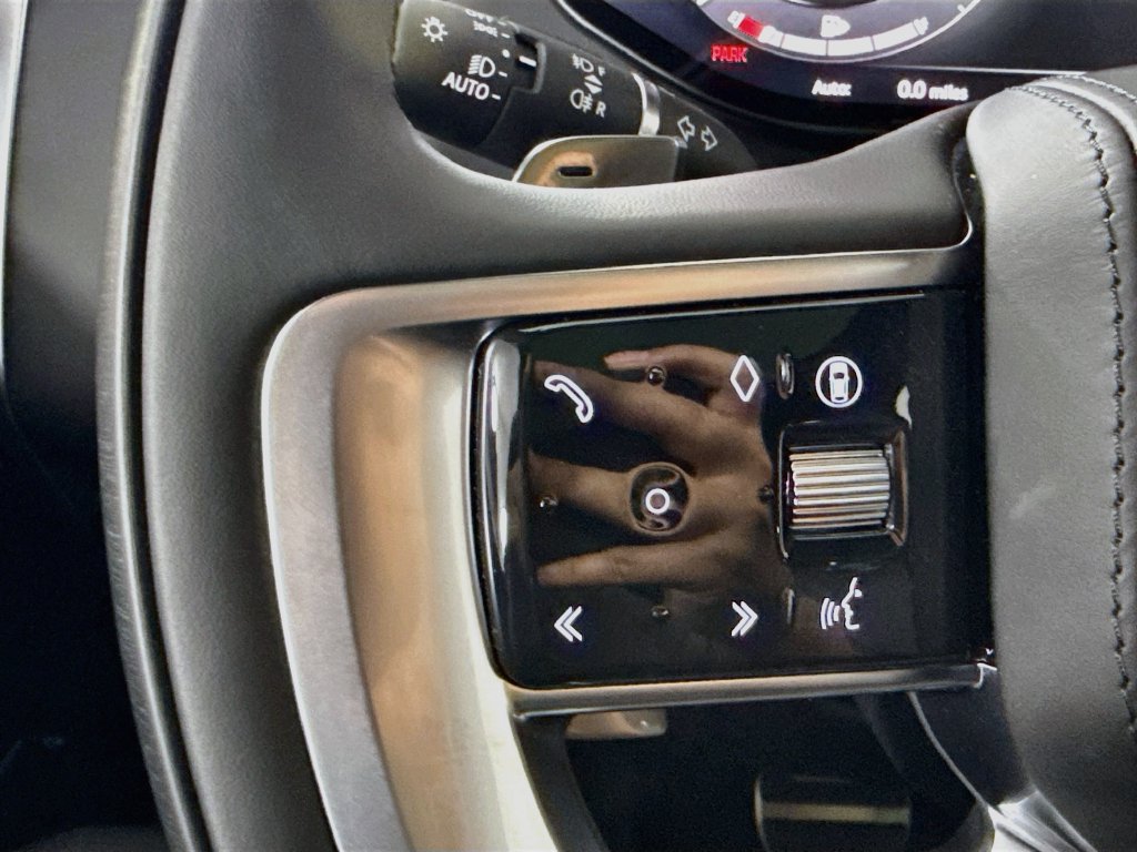 Thumbnail: 2026 Land Rover Range Rover - 11