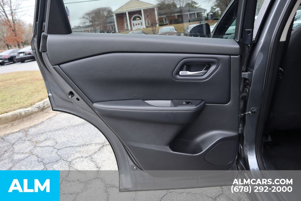 Used 2025 Gray Nissan SV image 19