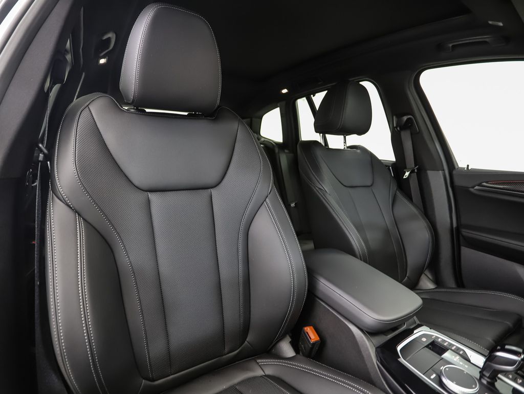 2024 BMW X3 M40i 30