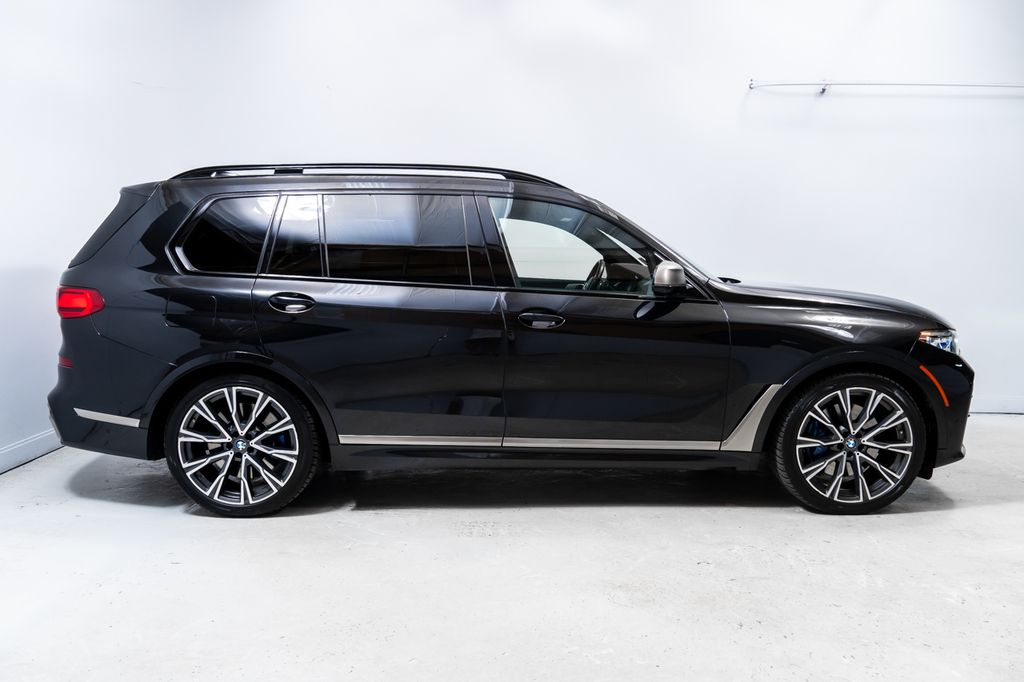 Used 2022 Black BMW M50i image 8