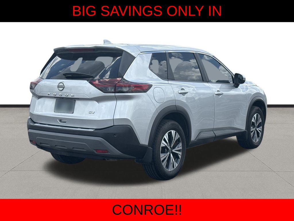 2023 Nissan Rogue SV - 4