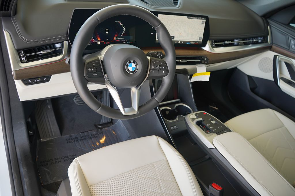 Thumbnail: 2026 BMW X1 - 13