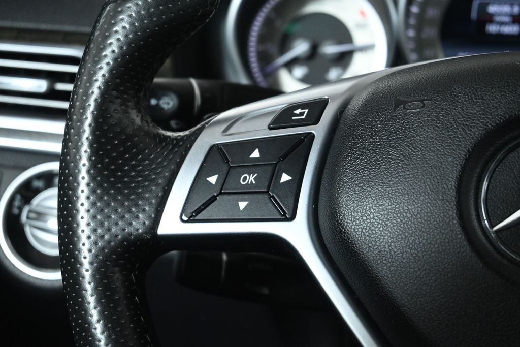 Thumbnail: 2016 Mercedes-Benz E-Class - 18