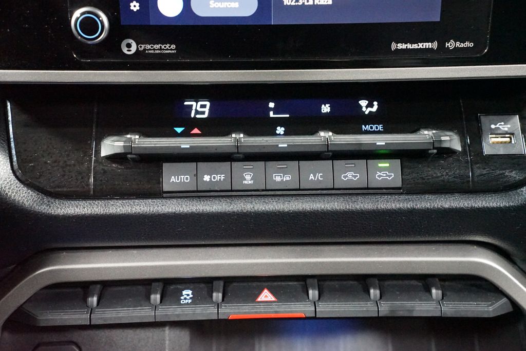 Thumbnail: 2024 Toyota Tundra - 21