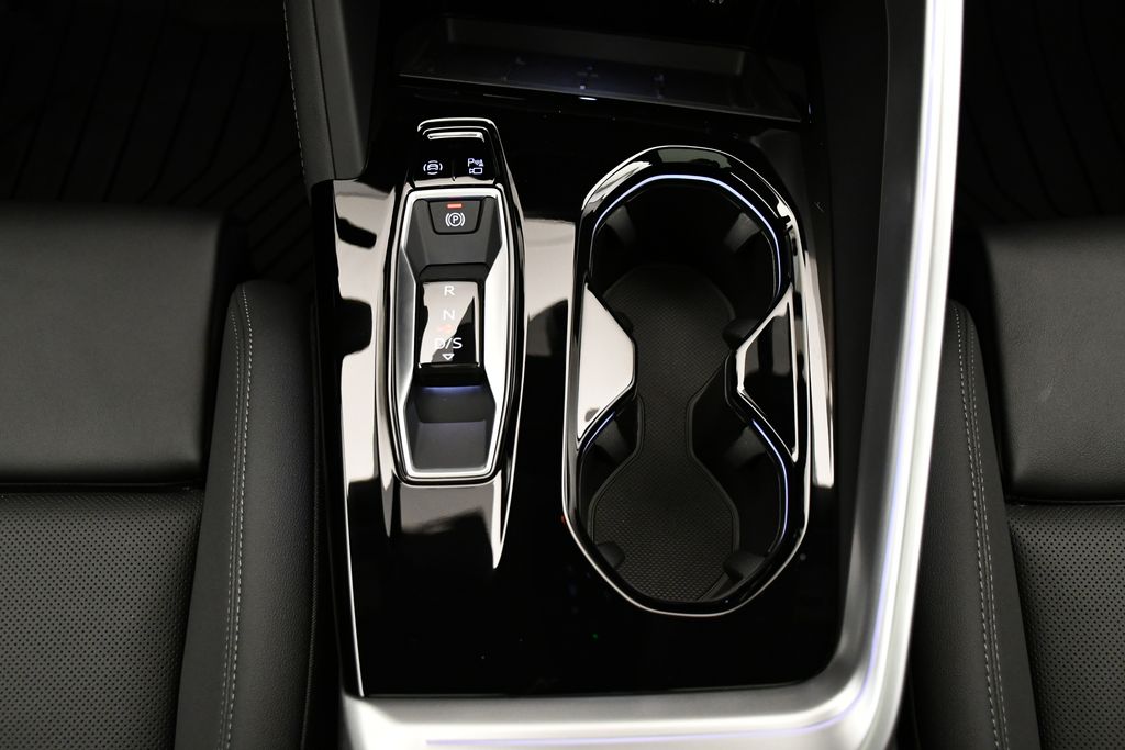 Thumbnail: 2025 Audi Q5 - 29