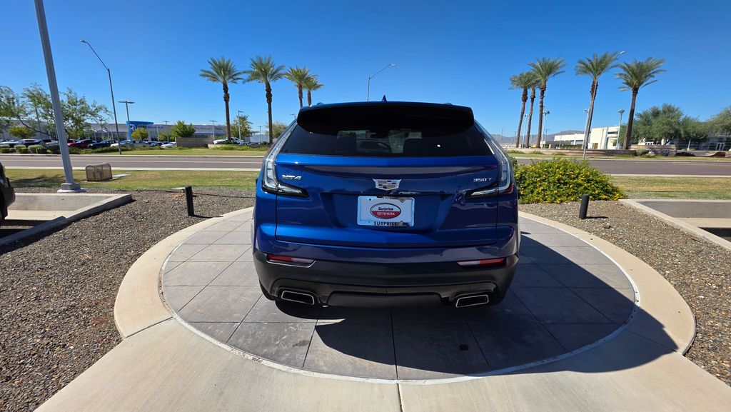Thumbnail: 2021 Cadillac XT4 - 6