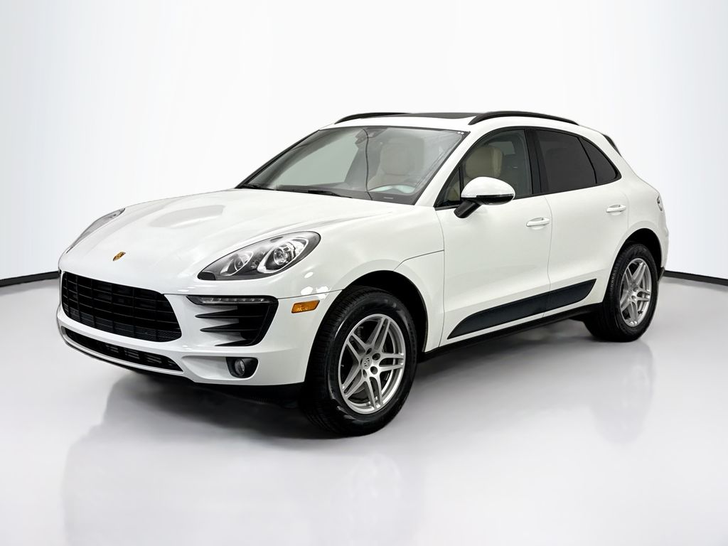 Thumbnail: 2018 Porsche Macan - 1