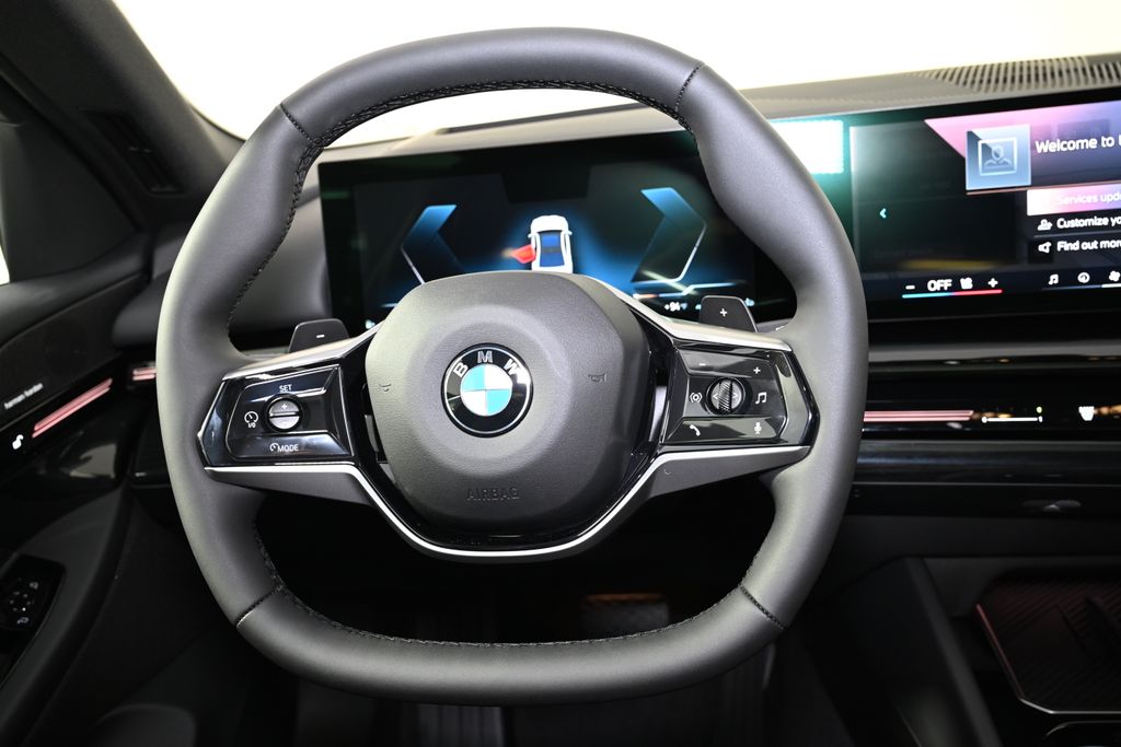 Thumbnail: 2026 BMW 5 Series - 17