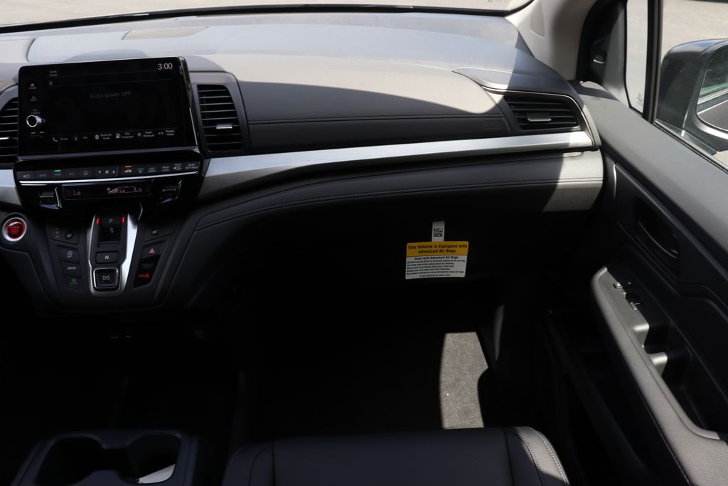 Thumbnail: 2026 Honda Odyssey - 17