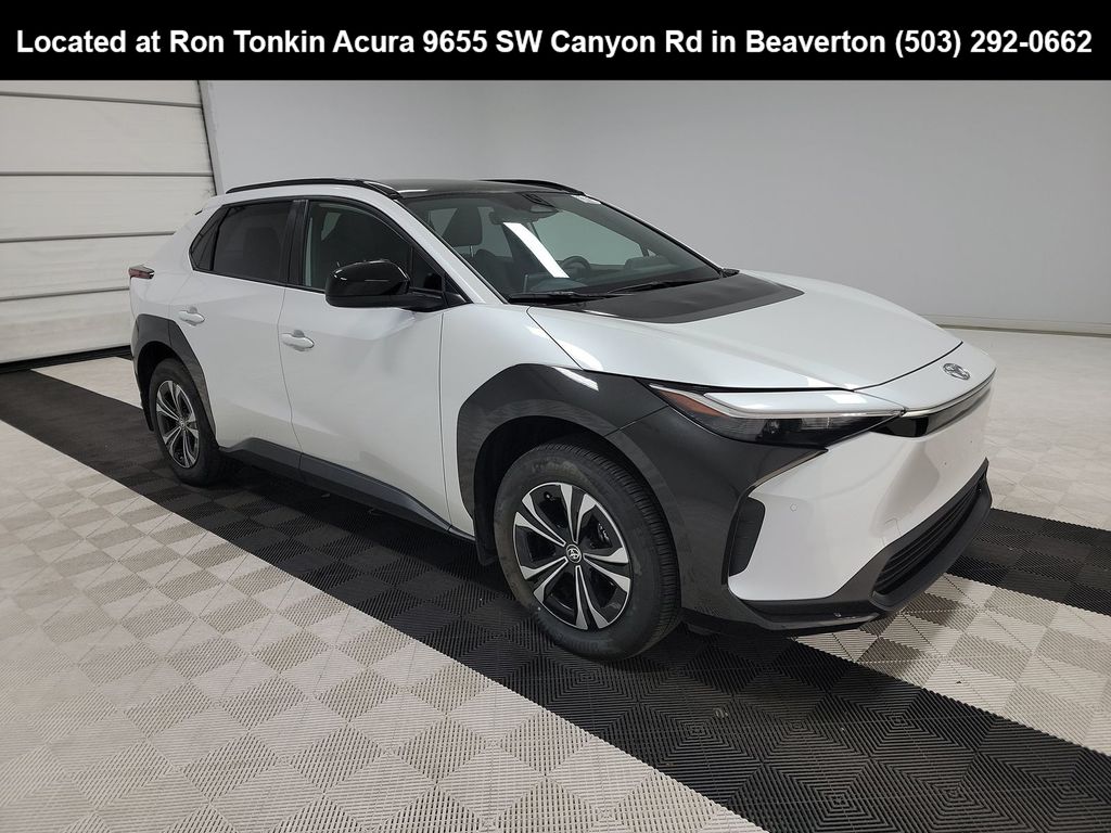 White (Wind Chill Pearl) 2024 Toyota bZ4X SUV / Crossover All-Wheel Drive Automatic