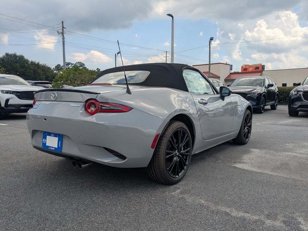 2025 Mazda MX-5 Miata Club