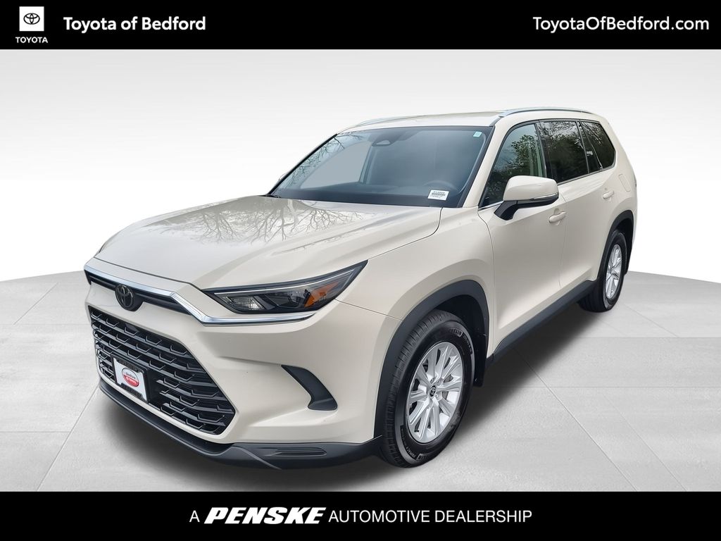 2024 Toyota Grand Highlander XLE -
                Bedford, OH
