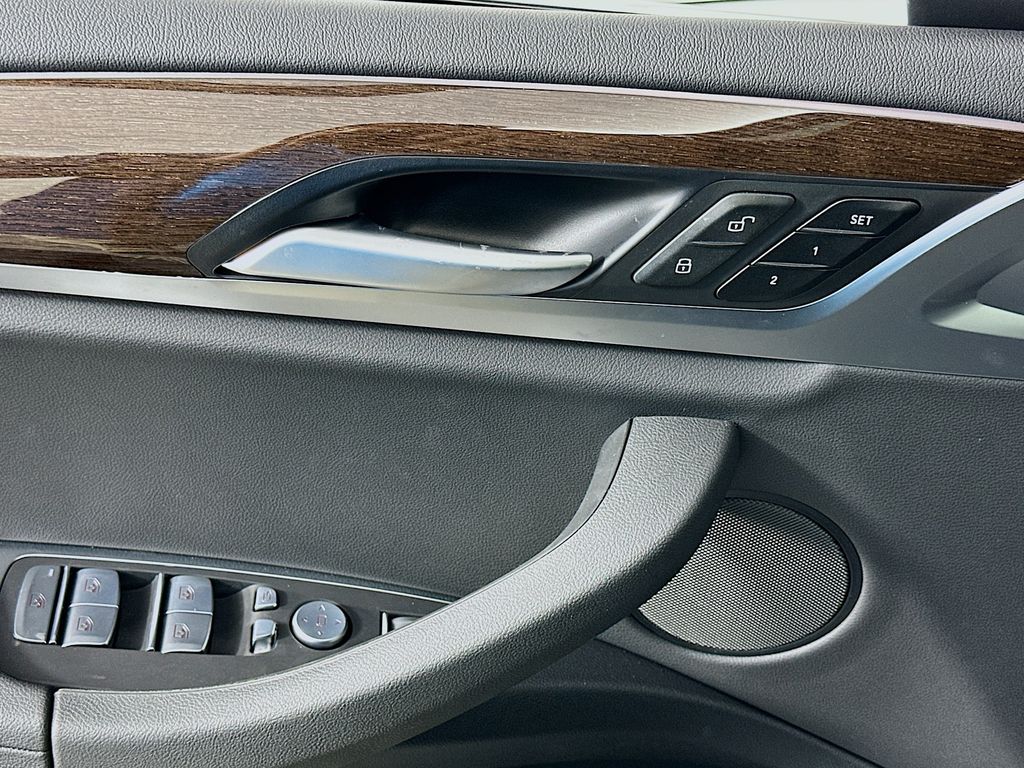 Thumbnail: 2024 BMW X3 - 20