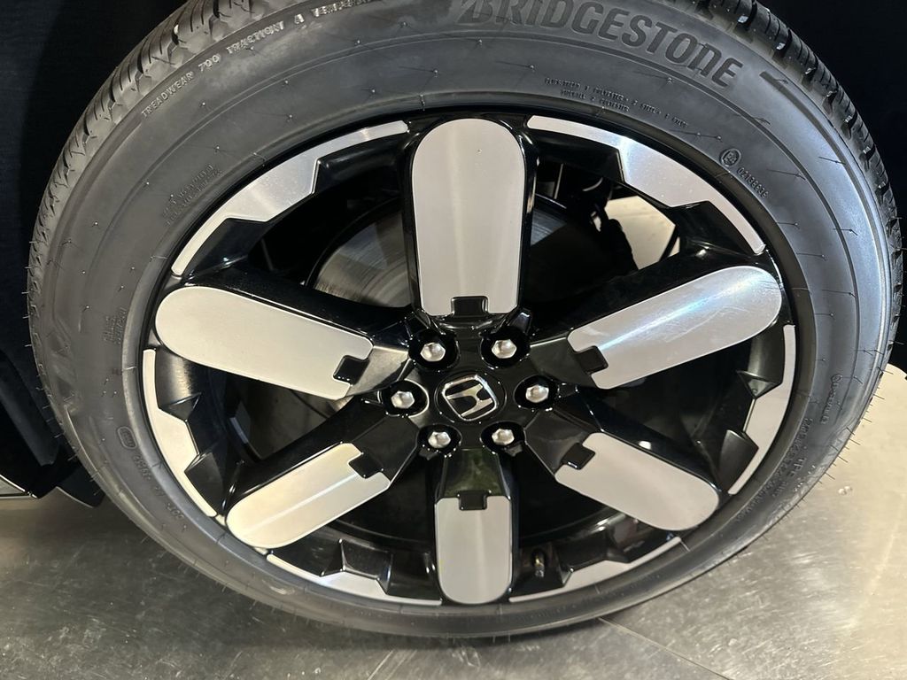 new 2024 Honda Prologue car